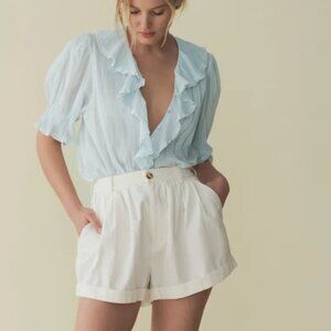 Doen Paige Shorts in Salt - New